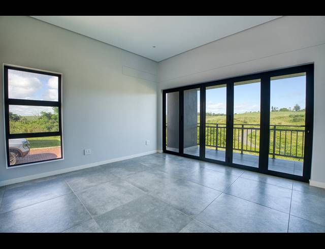 3 BEDROOM DUPLEX FOR SALE IN PALM LAKES ESTATE